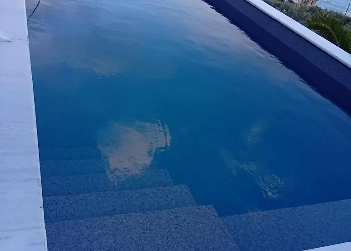 Calypso Private Estate