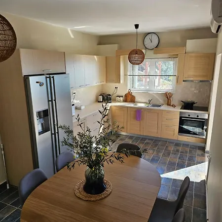 Calypso Private Estate * Xiropígado